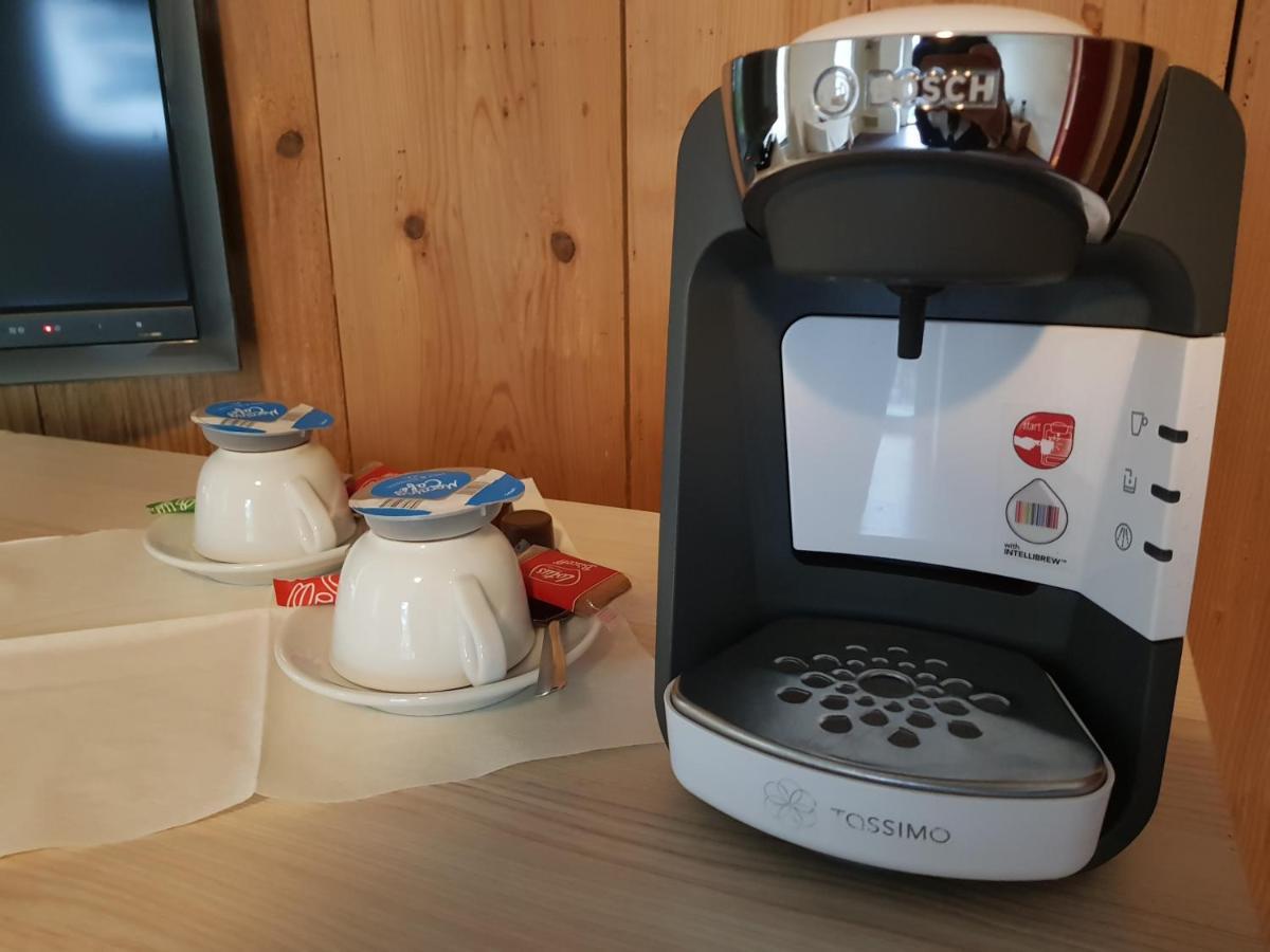 Zyba-Hotelzimmer-Vermietung Aesch Kanton Luzern Esterno foto